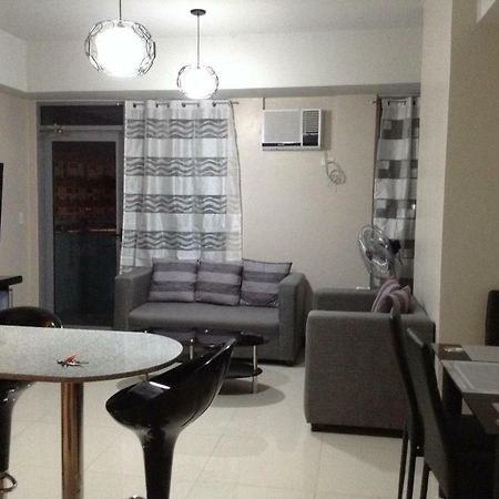 Cubao Manhattanheights Unit 11A Tower B, 2Br Manila Luaran gambar