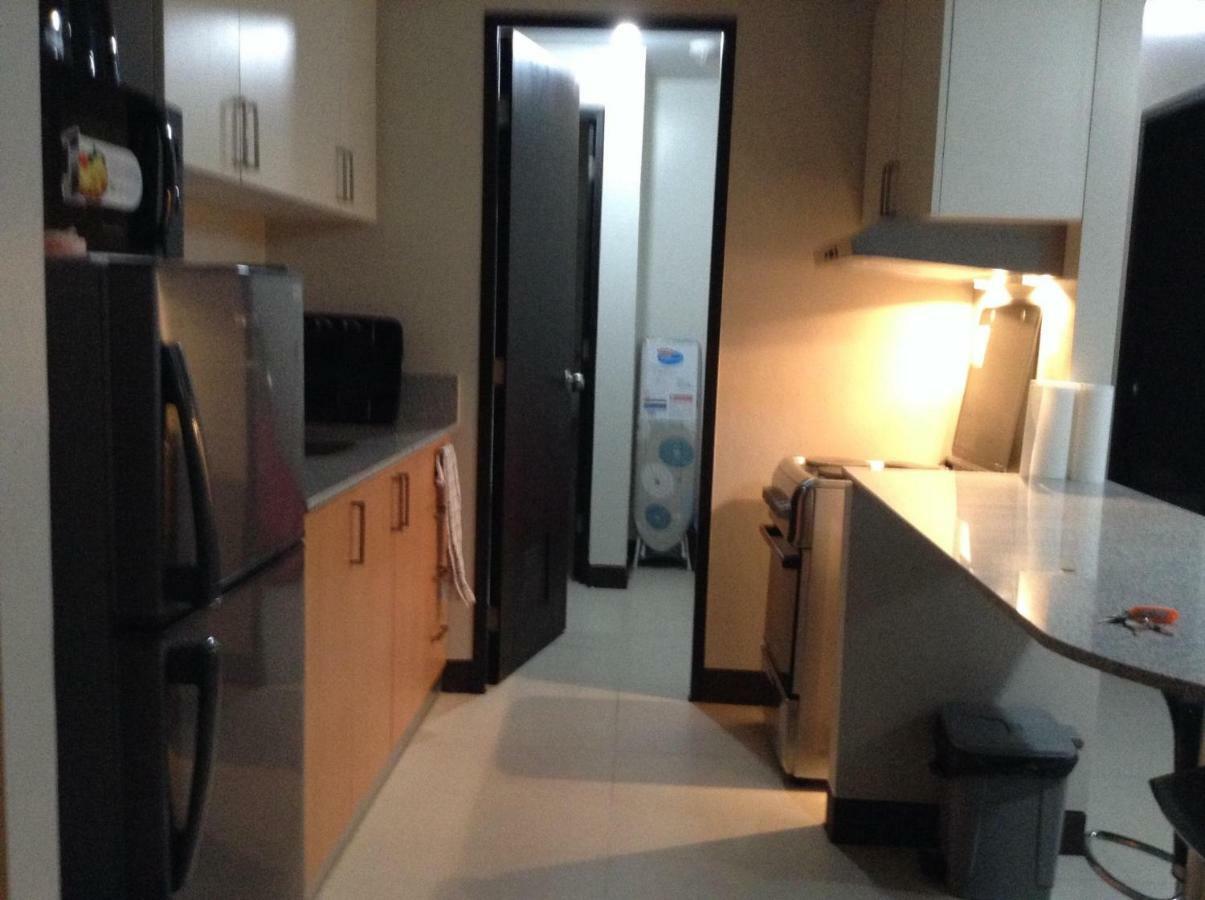Cubao Manhattanheights Unit 11A Tower B, 2Br Manila Luaran gambar