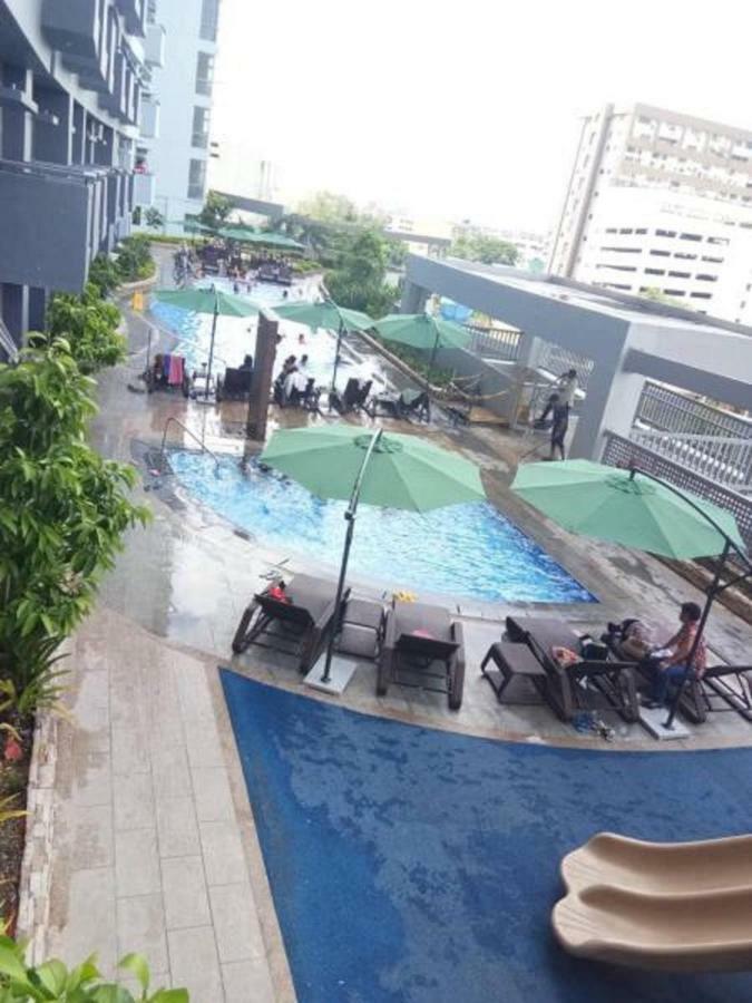 Cubao Manhattanheights Unit 11A Tower B, 2Br Manila Luaran gambar