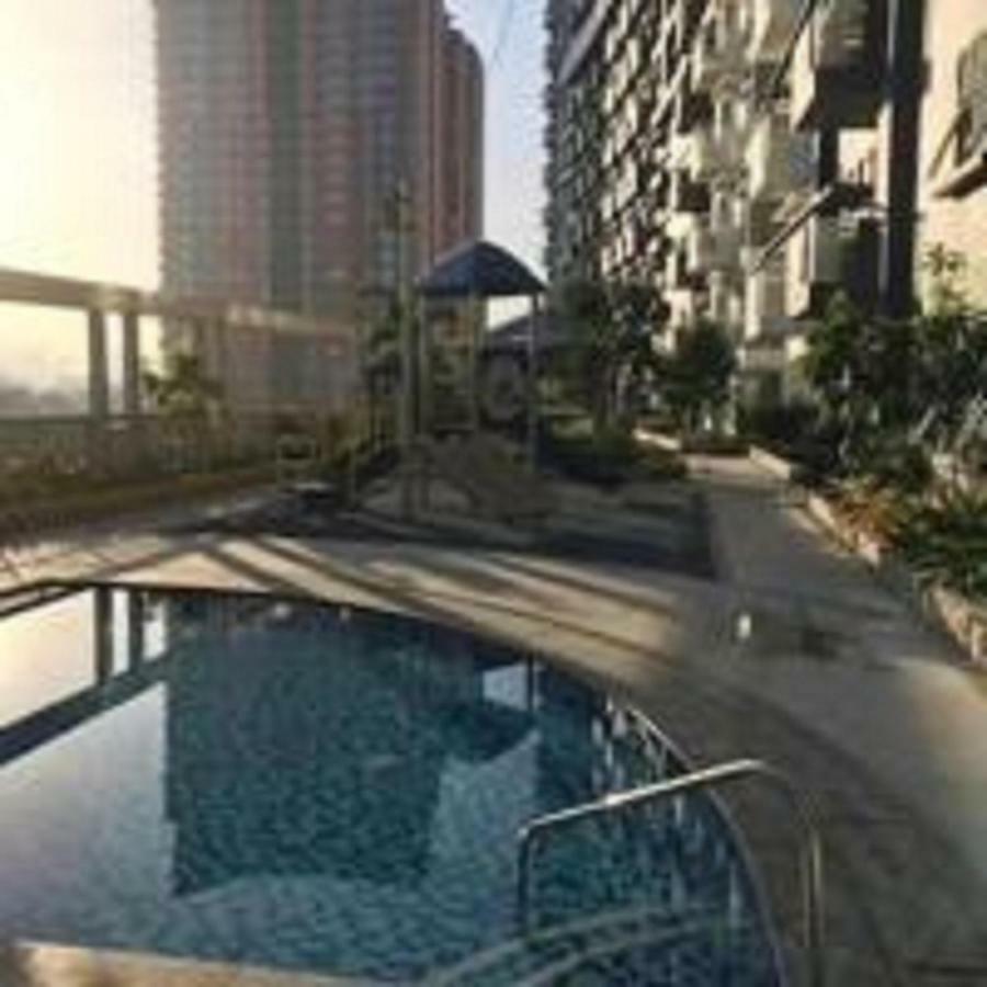 Cubao Manhattanheights Unit 11A Tower B, 2Br Manila Luaran gambar