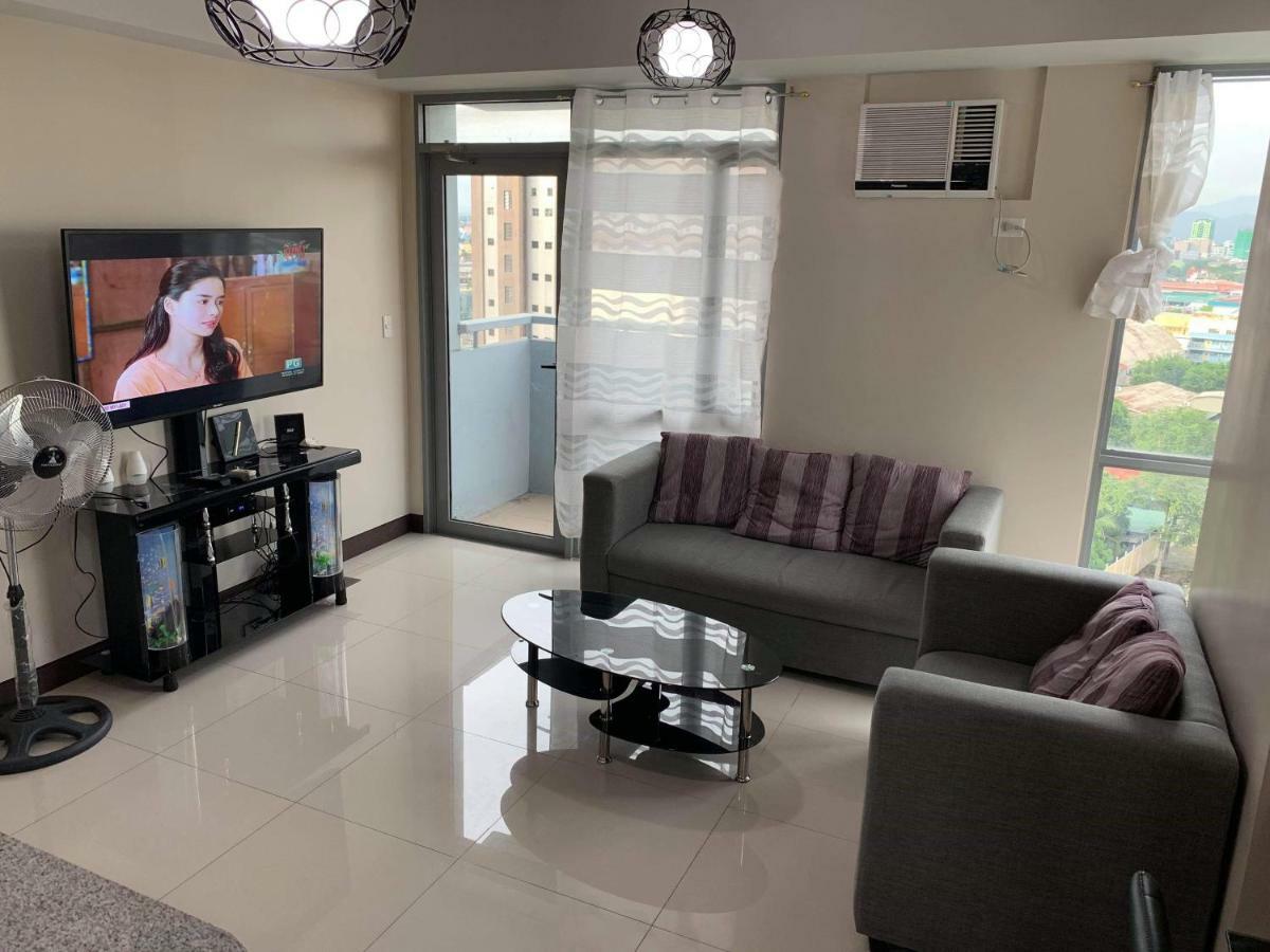 Cubao Manhattanheights Unit 11A Tower B, 2Br Manila Luaran gambar