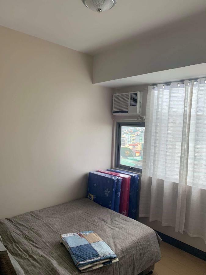 Cubao Manhattanheights Unit 11A Tower B, 2Br Manila Luaran gambar